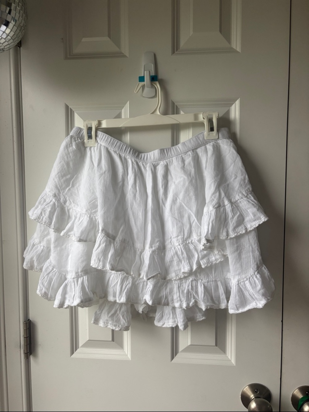 aerie White Tiered Ruffle Mini Skirt